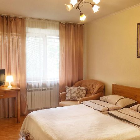 Apartments In The Center Камианец-Подилский Екстериор снимка